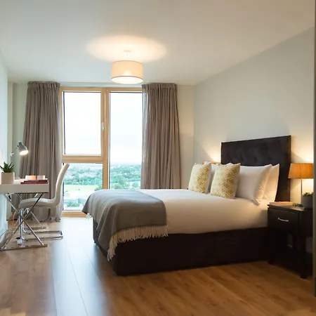 Your Base Dublin - Sandyford شقة Goatstown