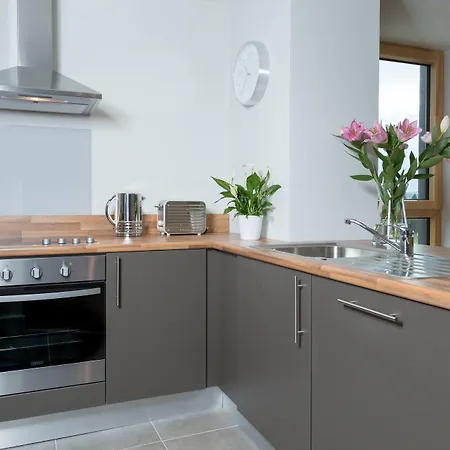Apartment Your Base Dublin - Sandyford